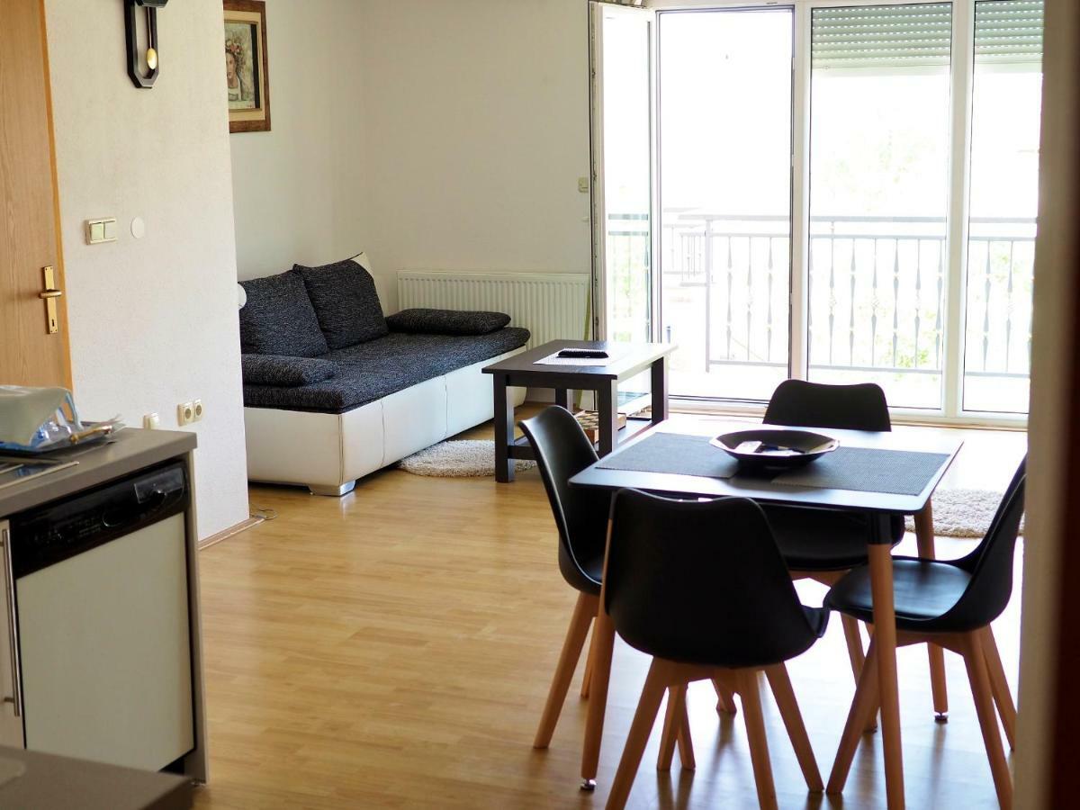 Apartment Ivan-Experience 3 Bedrooms Ljubuški Kültér fotó